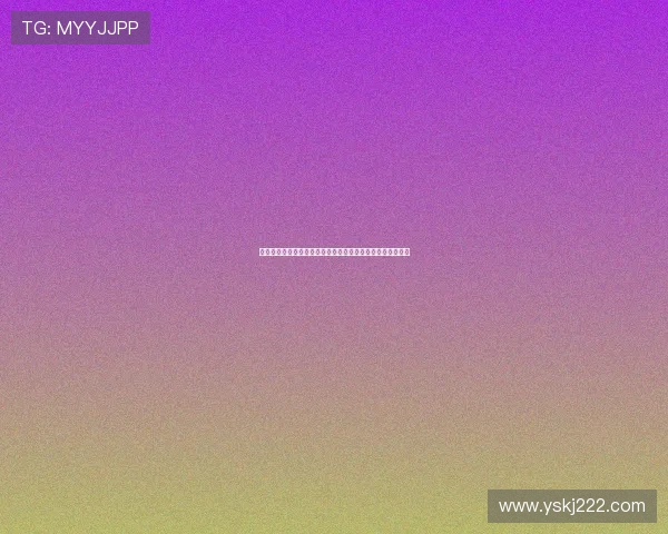 赵丽娜亮相上海大师赛分享行程短裙秀美腿展现满满青春活力